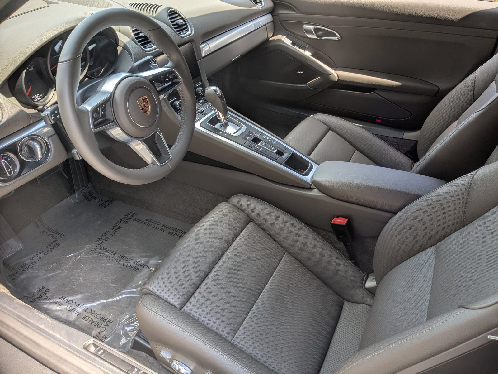 Certified 2025 Porsche 718 Boxster RWD image 4