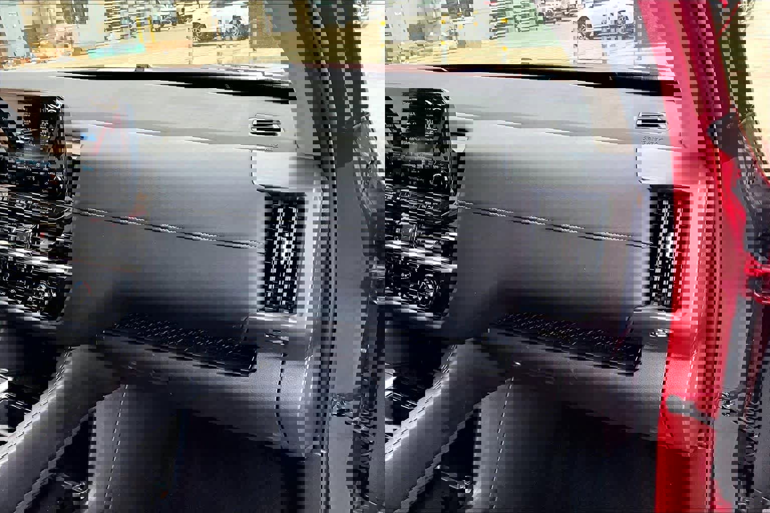 Used 2023 Nissan Pathfinder SL w/ SL Premium Package image 18