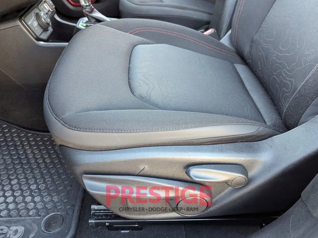 Used 2023 Jeep Renegade Trailhawk image 25