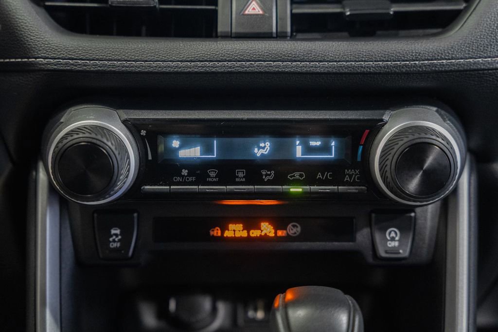 Used 2024 Toyota RAV4 LE image 19