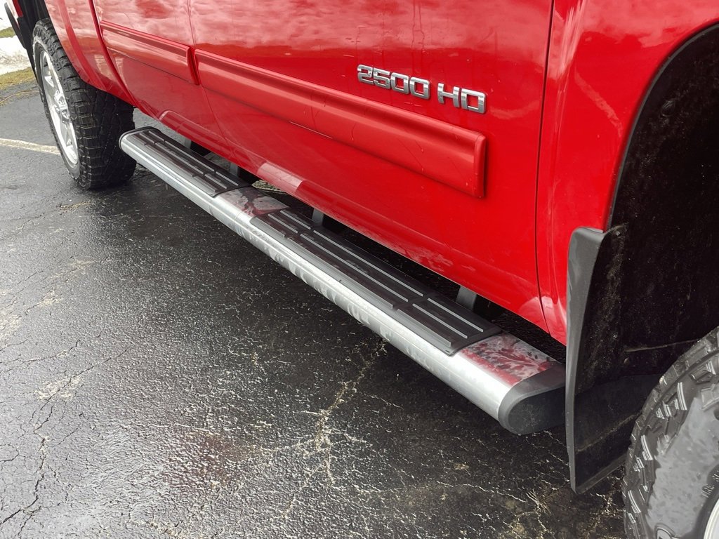 Certified 2013 Chevrolet Silverado 2500 LTZ w/ LTZ Plus Package image 10