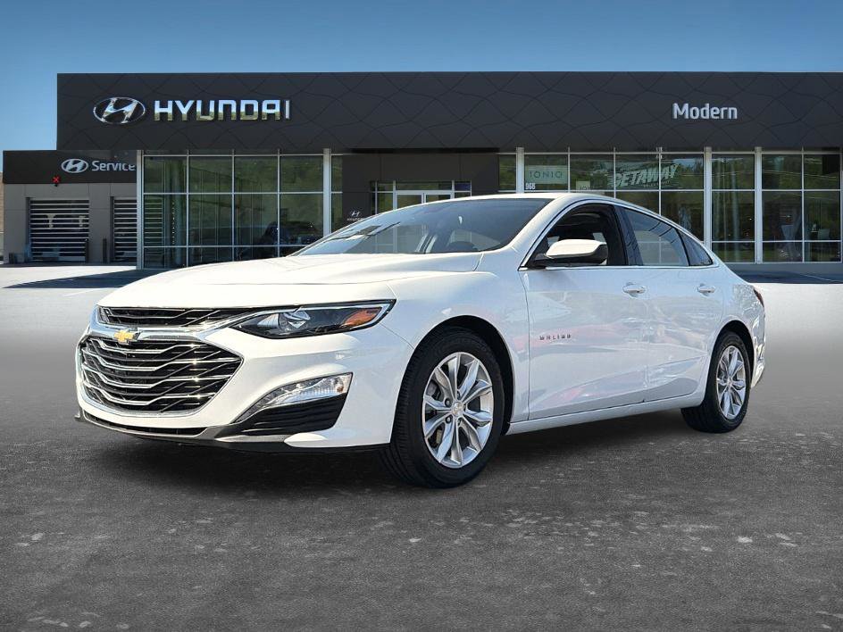 Used 2024 Chevrolet Malibu LT FWD image 1