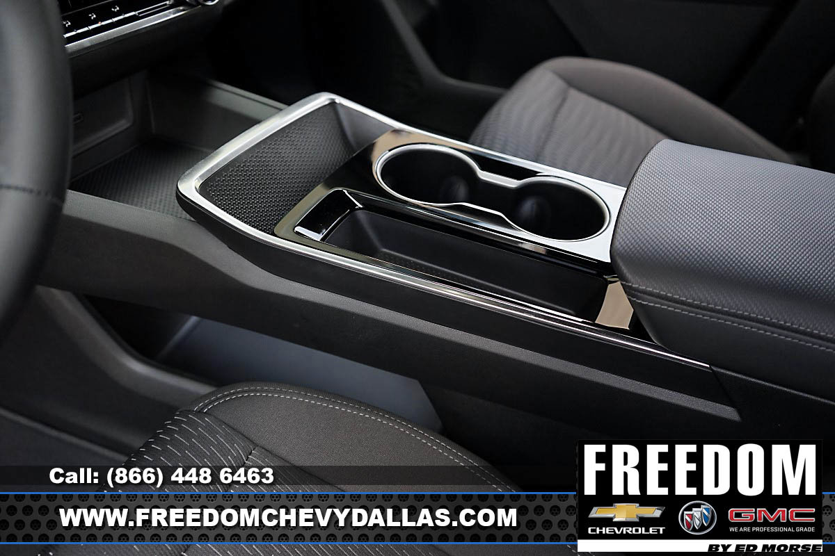 New 2025 Chevrolet Equinox LT w/ Safety and Technology Package image 34