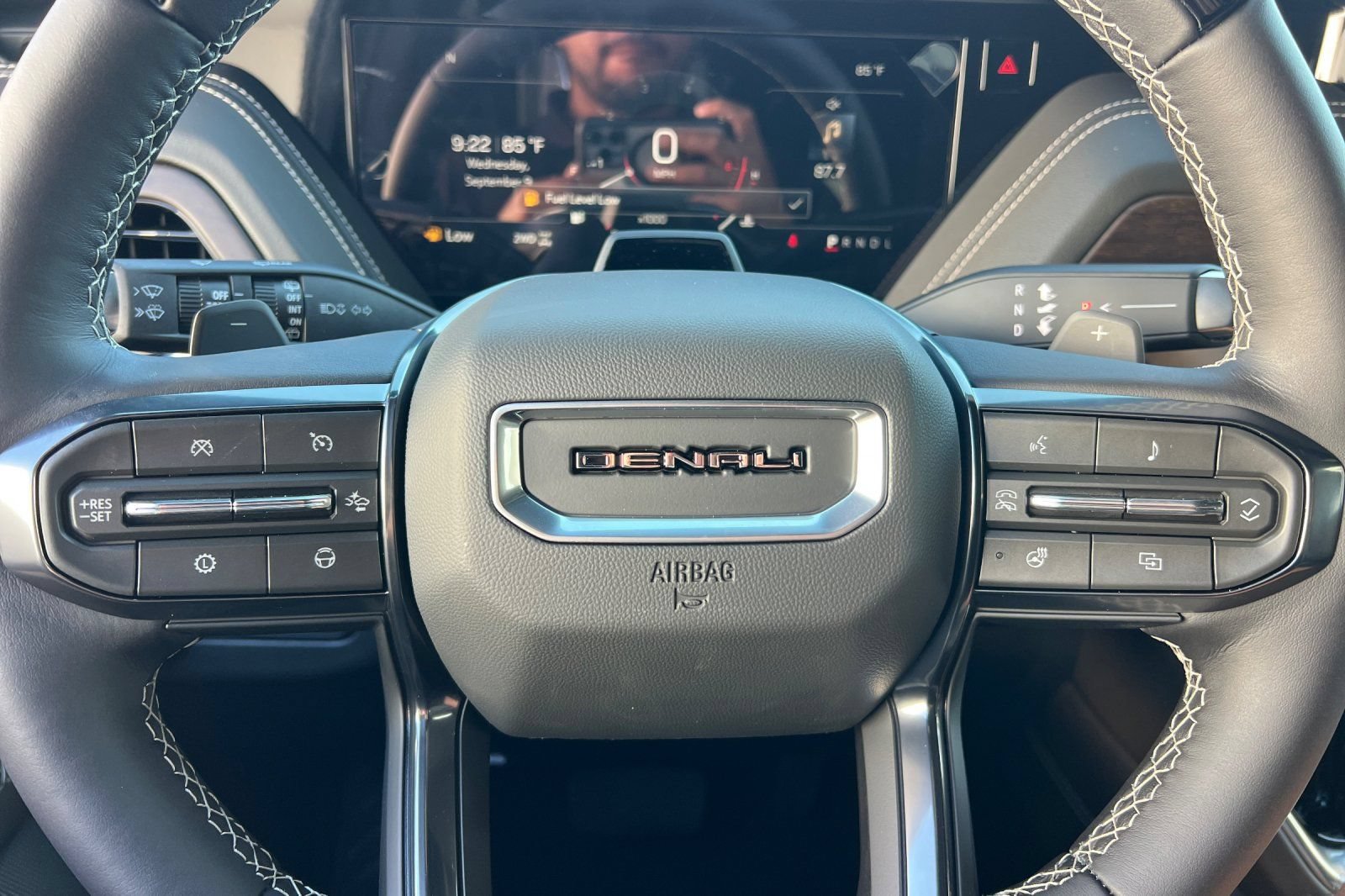 New 2026 GMC Yukon Denali Ultimate AWD/4WD image 28