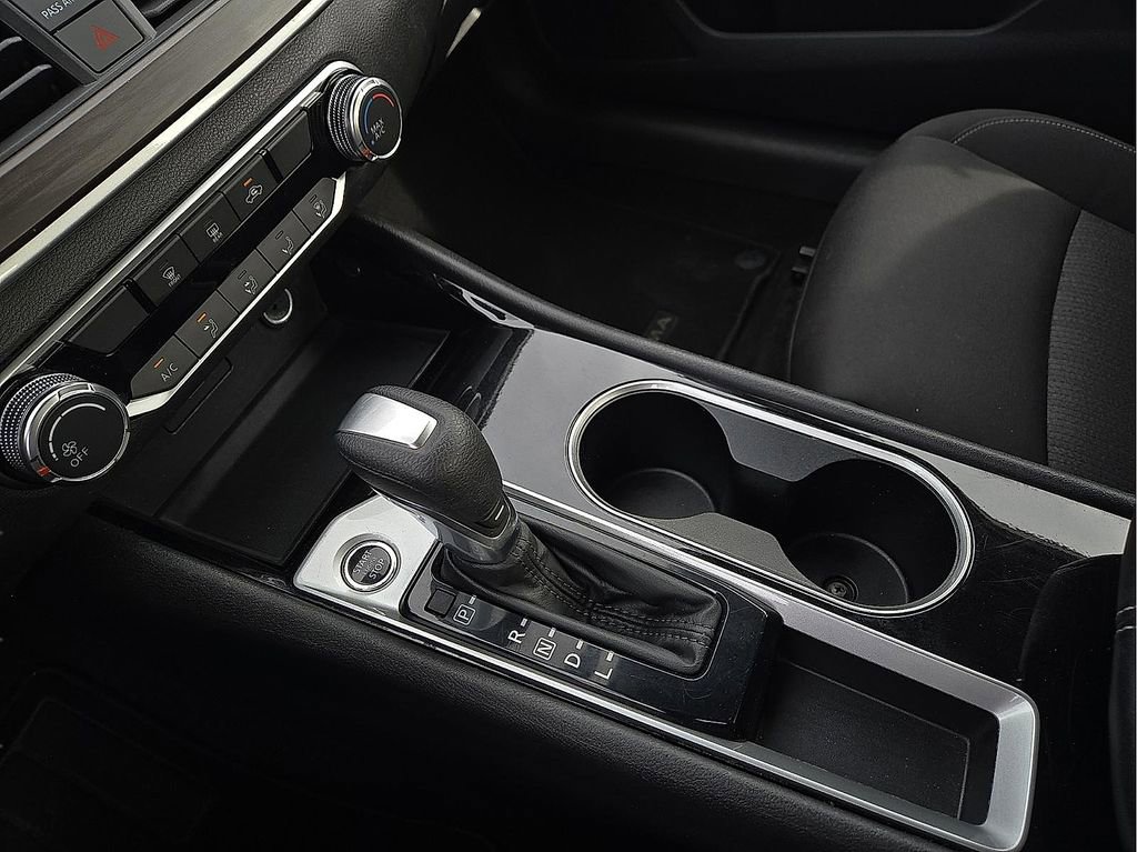 Used 2024 Nissan Altima 2.5 SV image 20