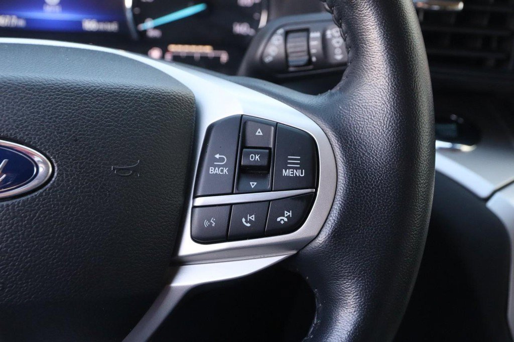 Used 2022 Ford Explorer XLT w/ Class IV Trailer Tow Package image 14