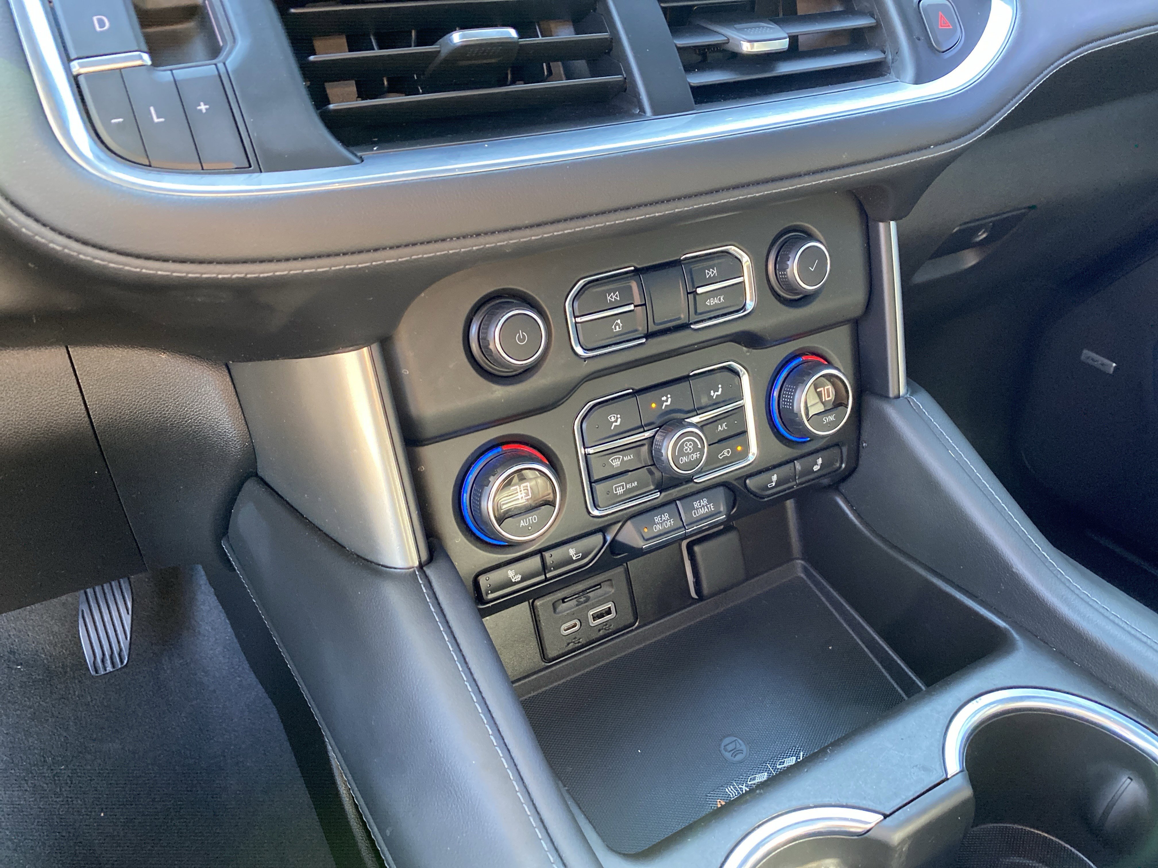 Used 2021 Chevrolet Tahoe Z71 w/ Z71 Off-Road Package image 31