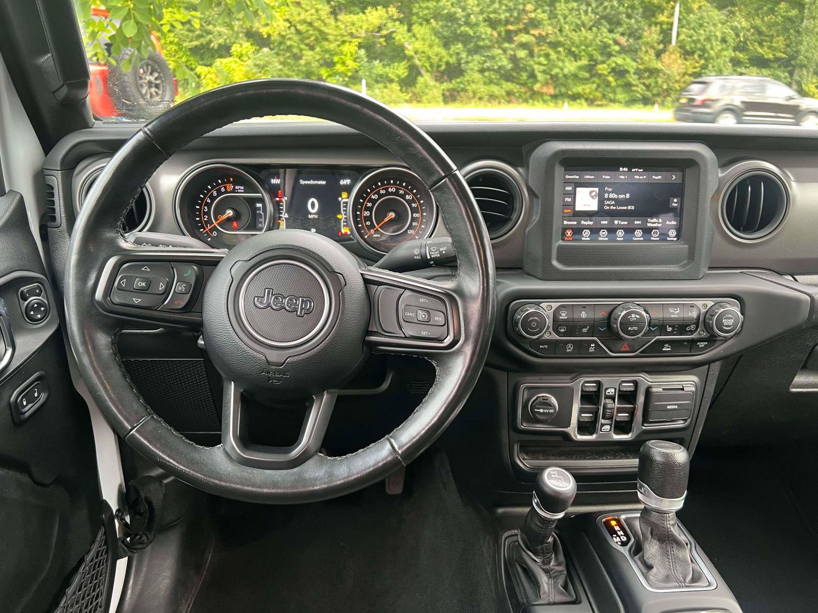 Used 2023 Jeep Gladiator Sport AWD/4WD image 23