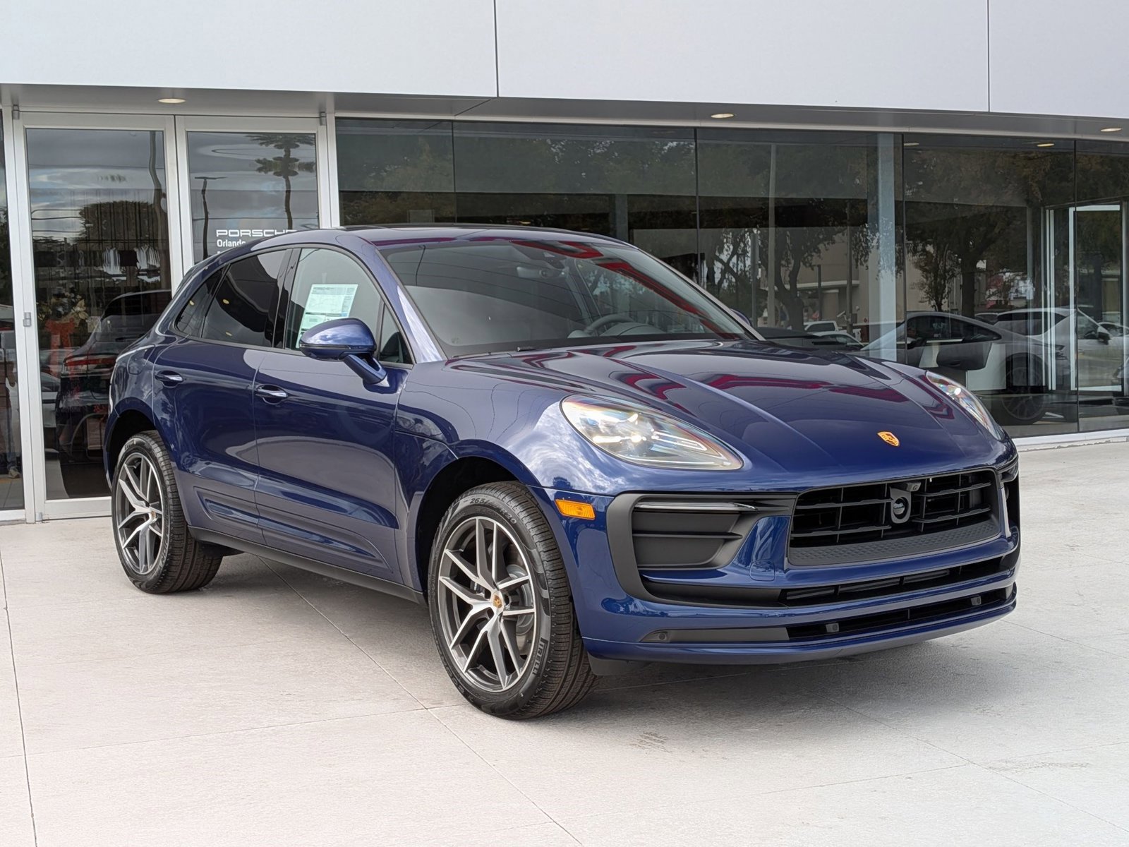 New 2026 Porsche Macan image 7