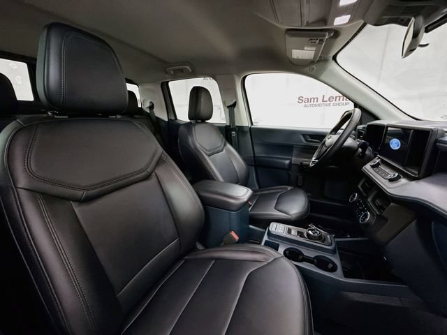 Used 2024 Ford Maverick Lariat w/ Black Appearance Package FWD image 28