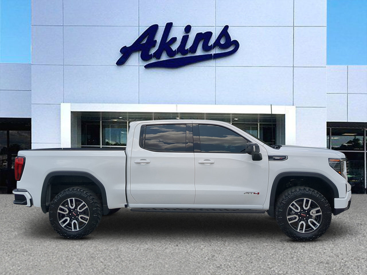 Used 2024 GMC Sierra 1500 AT4 w/ Technology Package