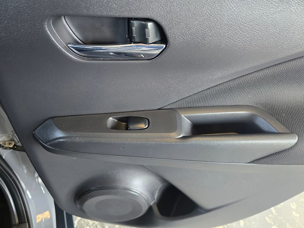 Used 2021 Nissan Kicks SV image 20