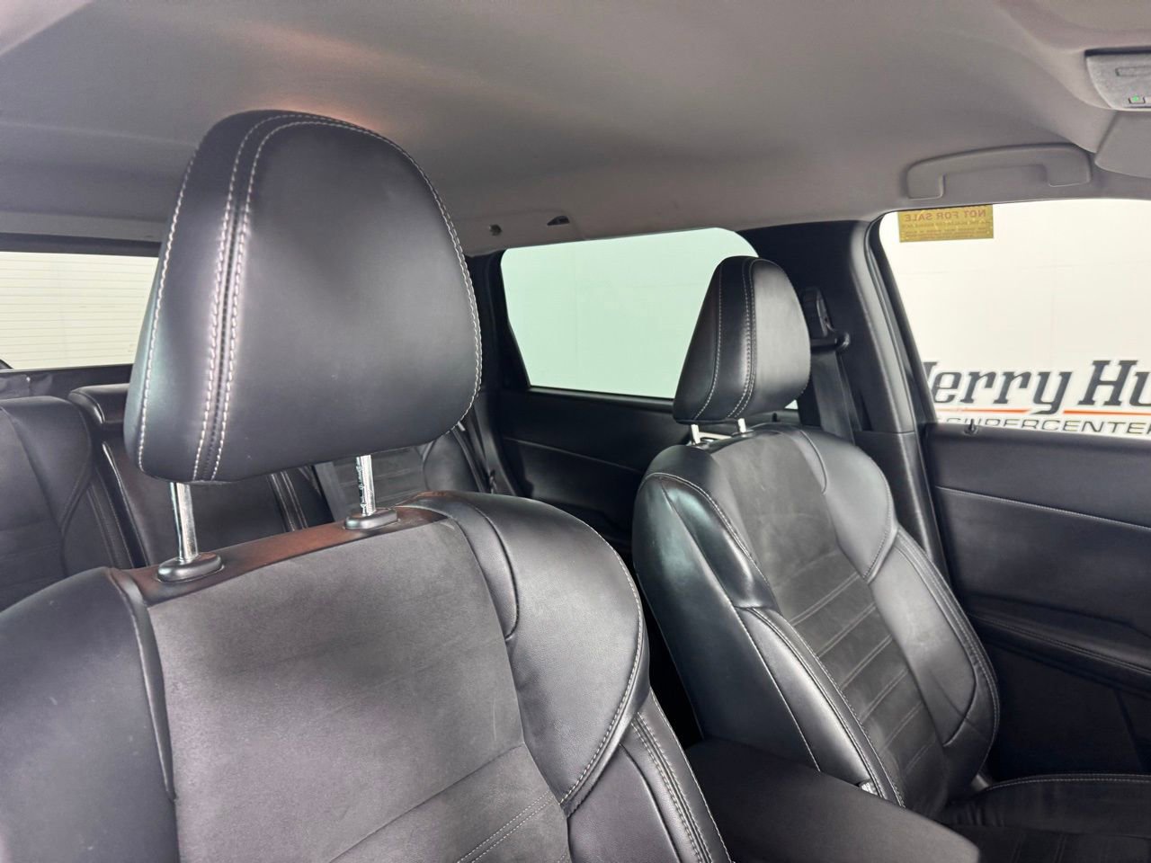 Used 2022 Mitsubishi Outlander SE image 32