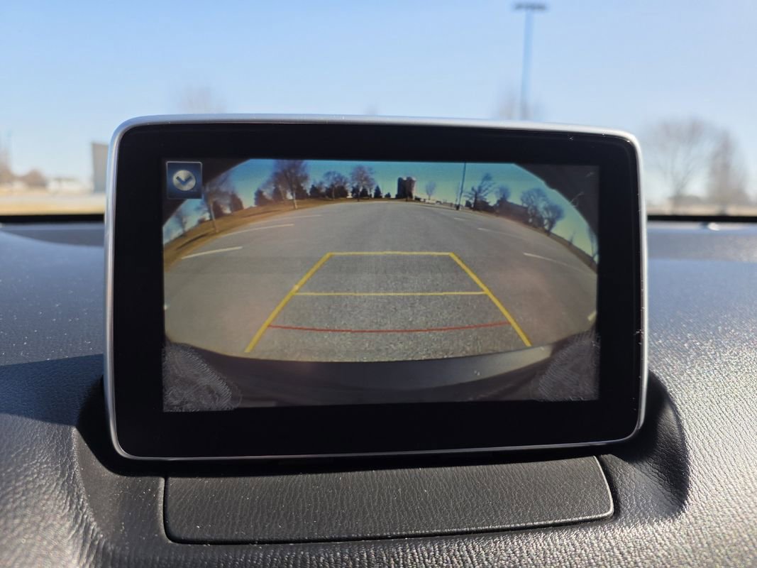 Used 2017 Toyota Yaris iA image 24