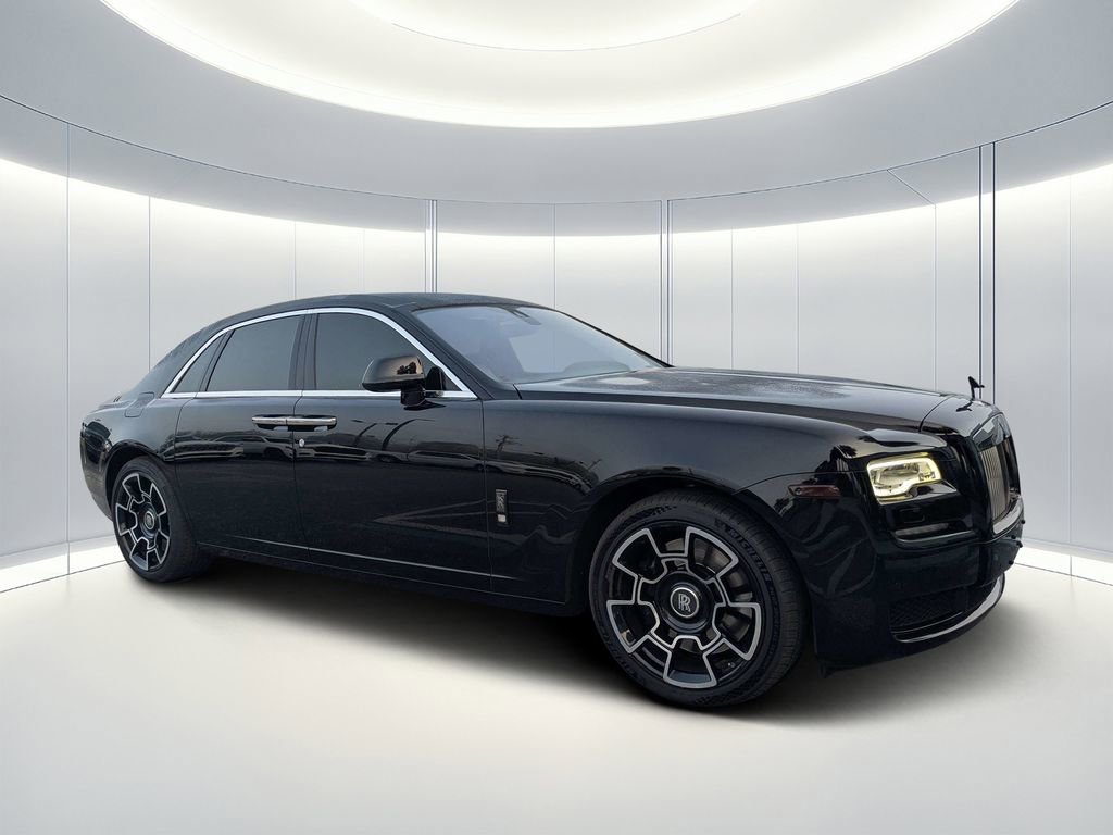 Used 2017 Rolls-Royce Ghost image 2