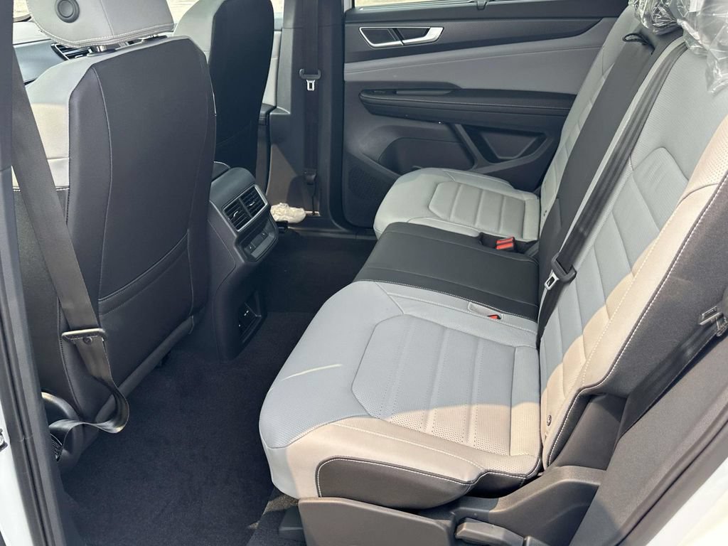 New 2026 Volkswagen Atlas Cross Sport SEL R-Line AWD/4WD image 8