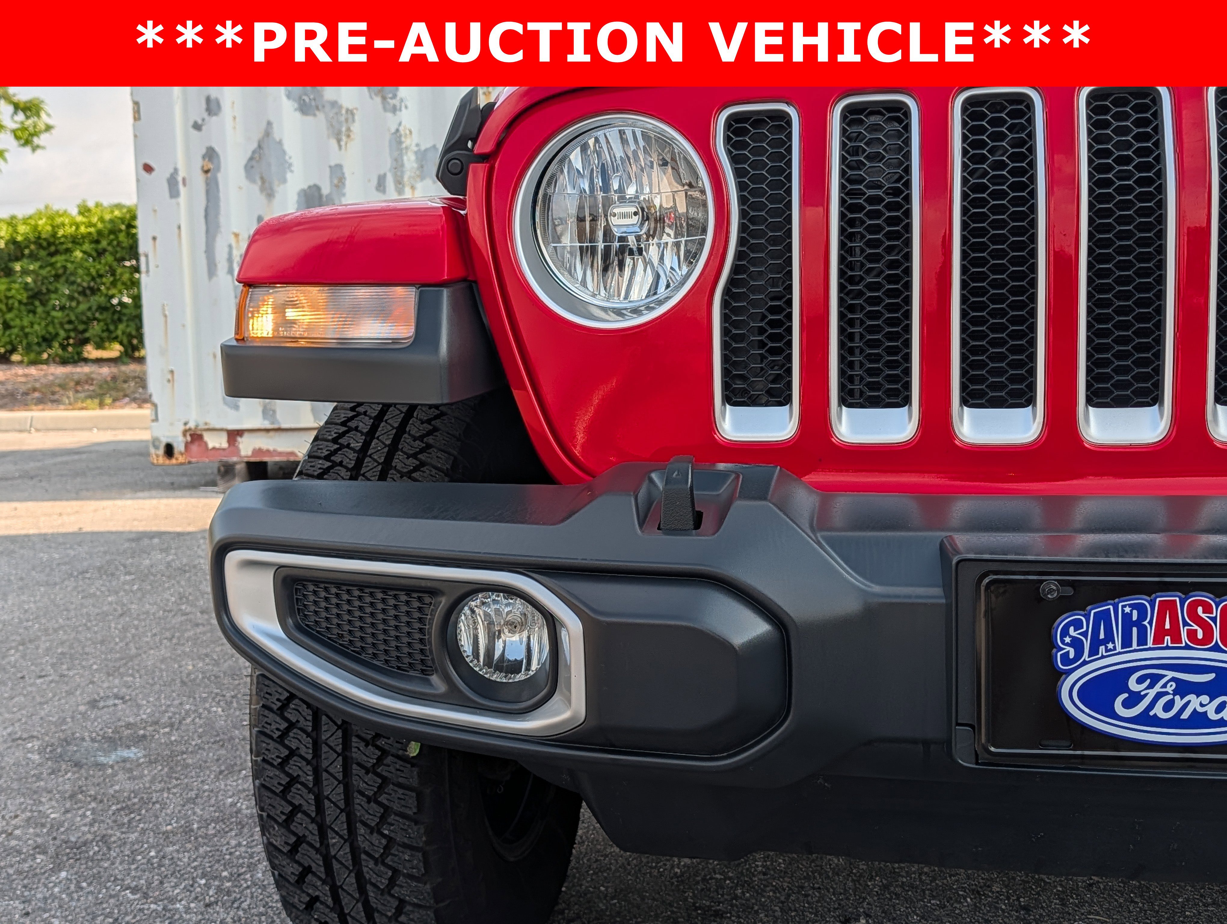 Used 2019 Jeep Wrangler Unlimited Sahara AWD/4WD image 9