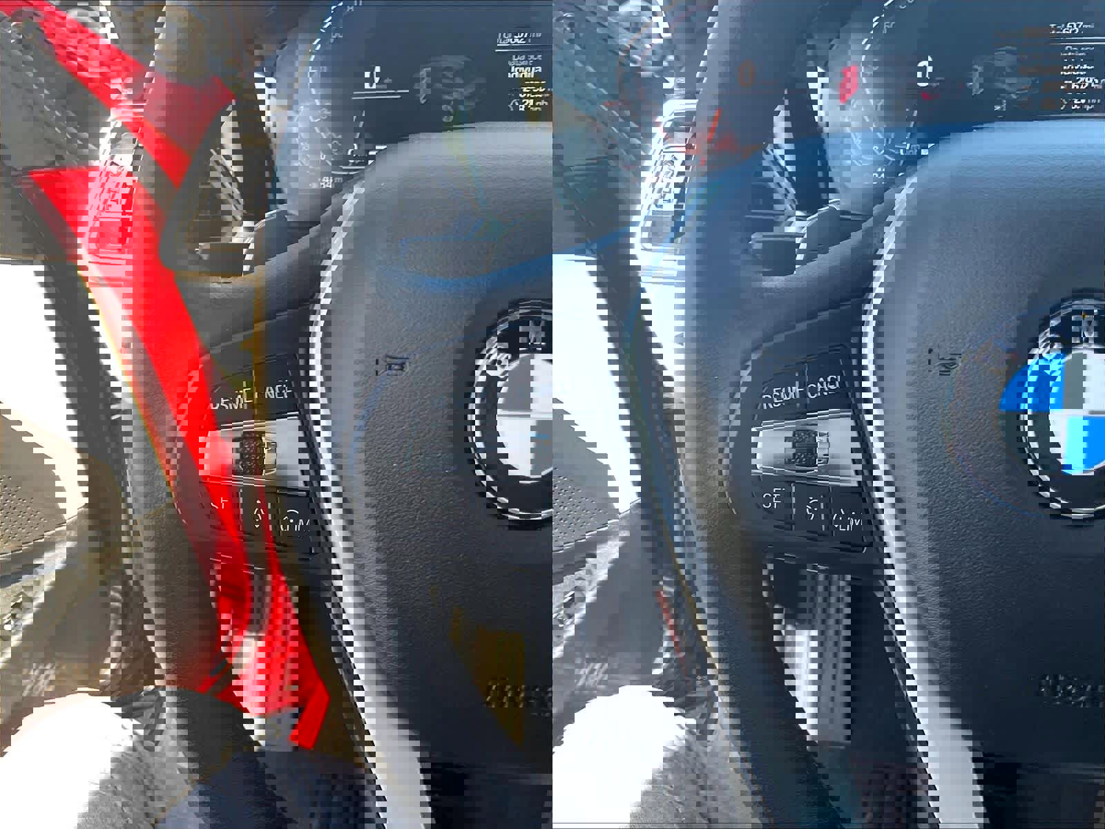 Used 2019 BMW 330i Sedan w/ Convenience Package image 19