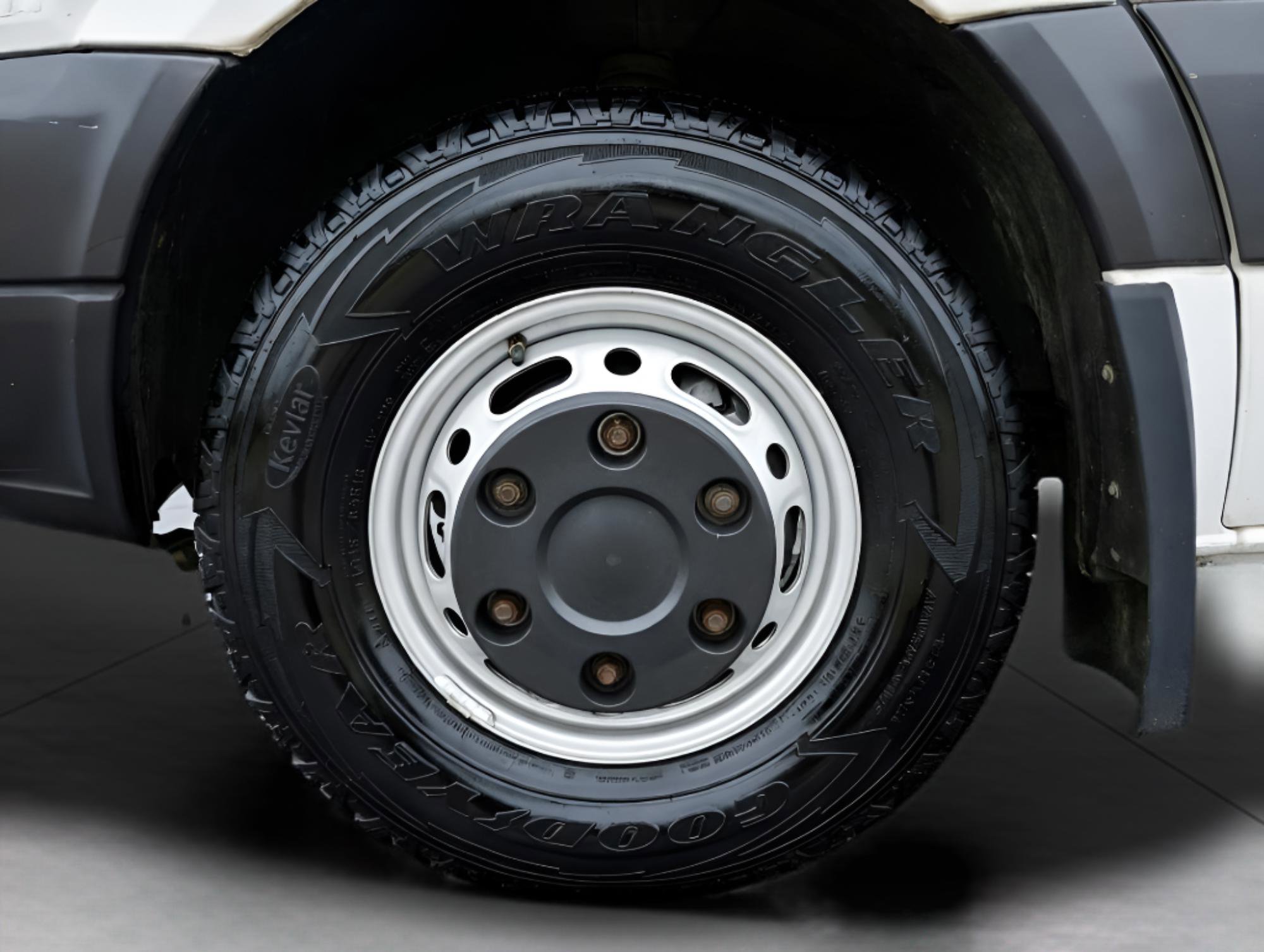 Used 2008 Freightliner Sprinter 3500 image 6