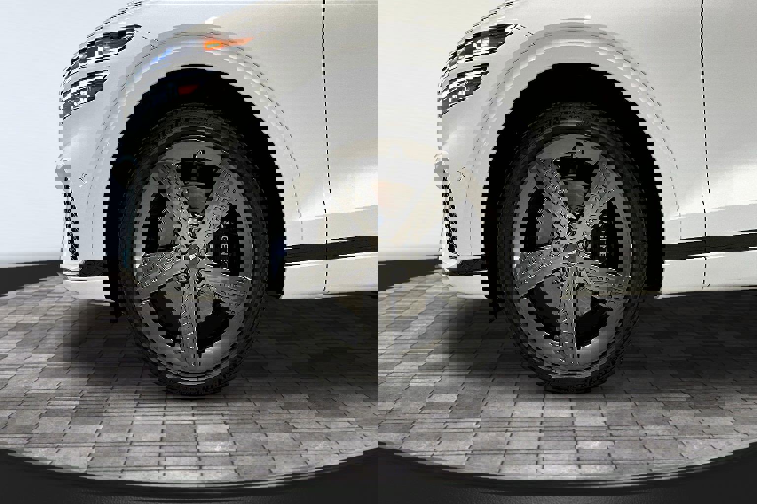 Used 2025 Genesis GV70 3.5T Sport w/ Sport Advanced Package image 34