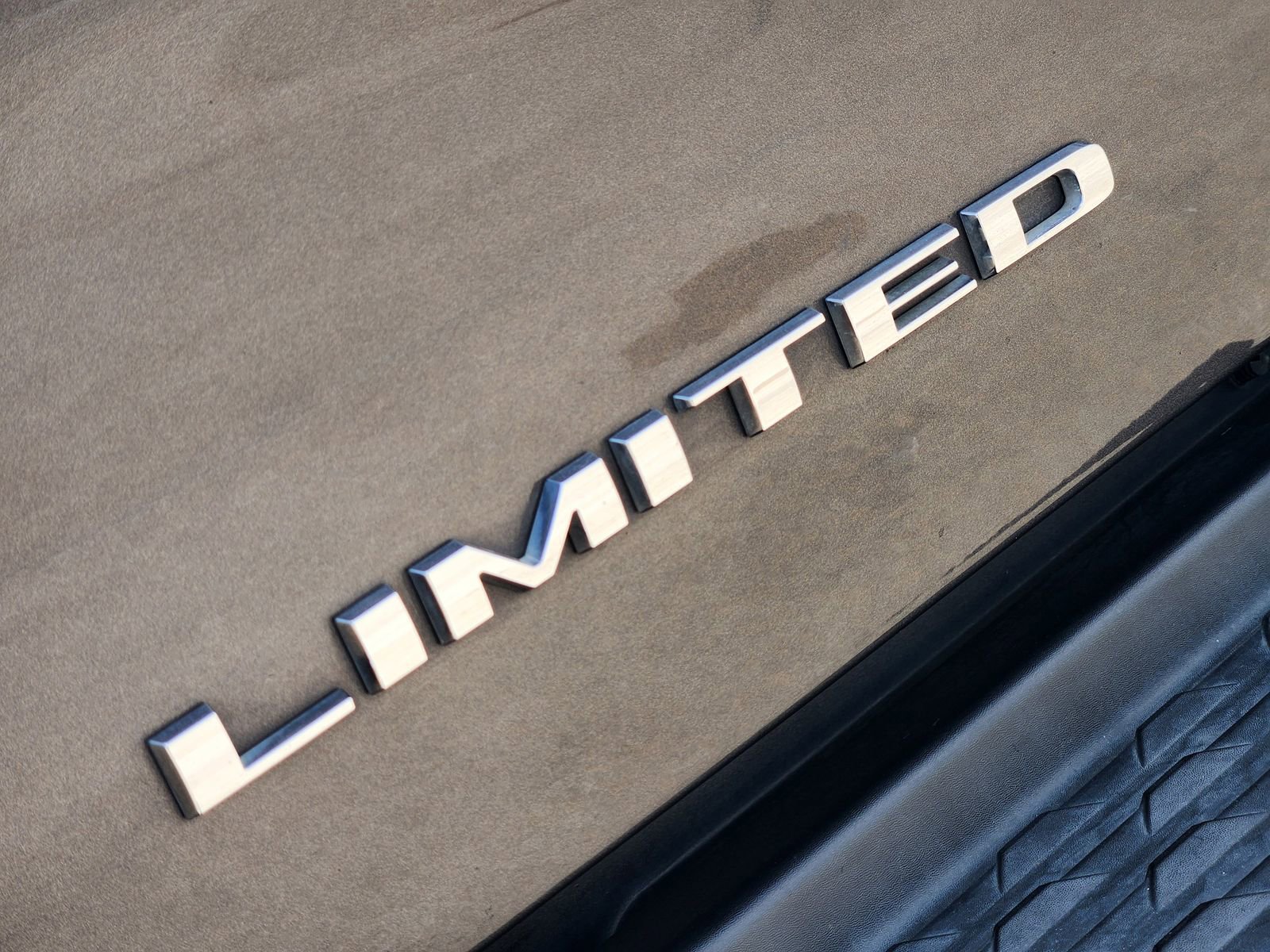 Used 2019 RAM 2500 Limited AWD/4WD image 13