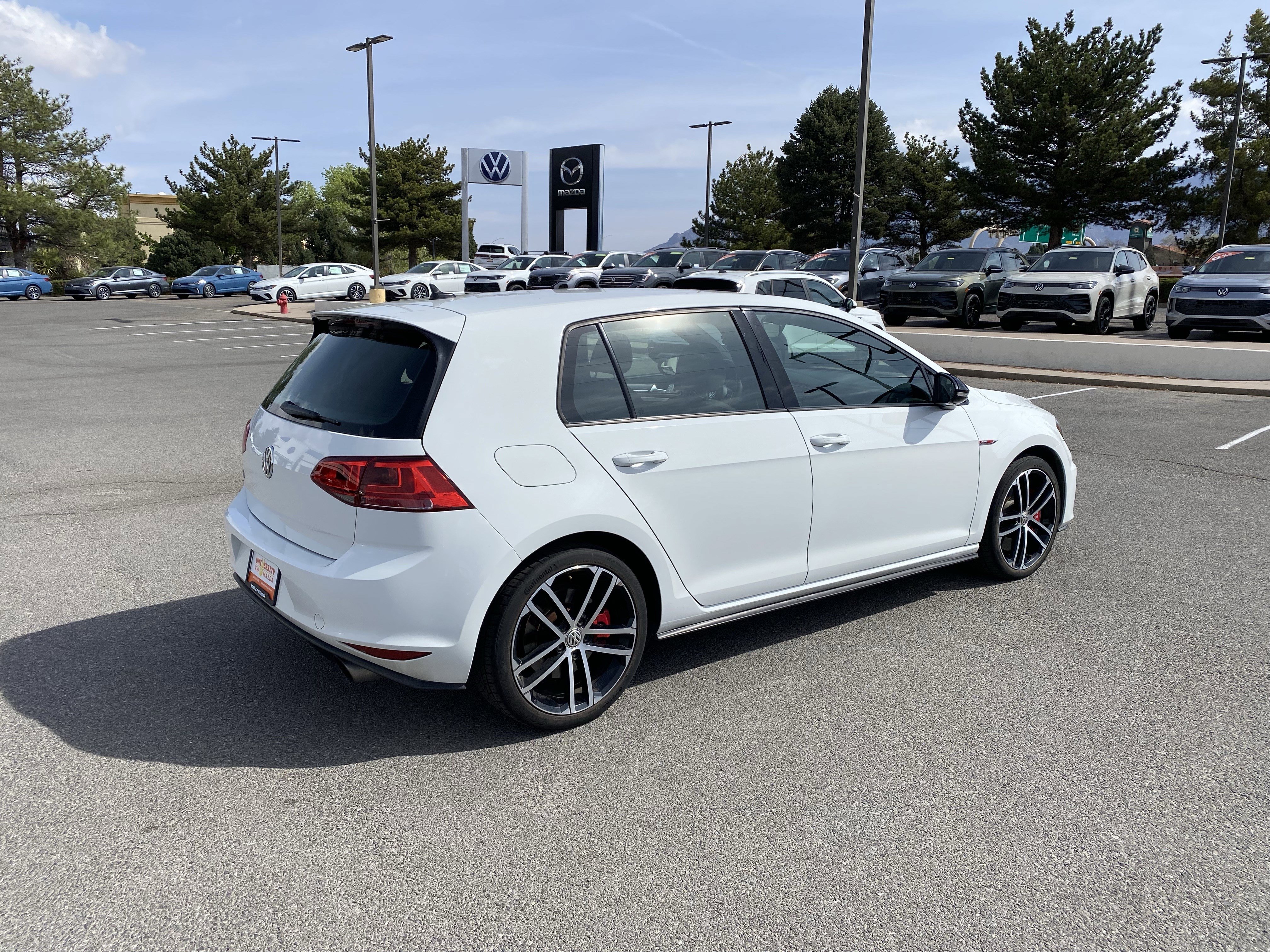 Used 2017 Volkswagen GTI Sport image 42