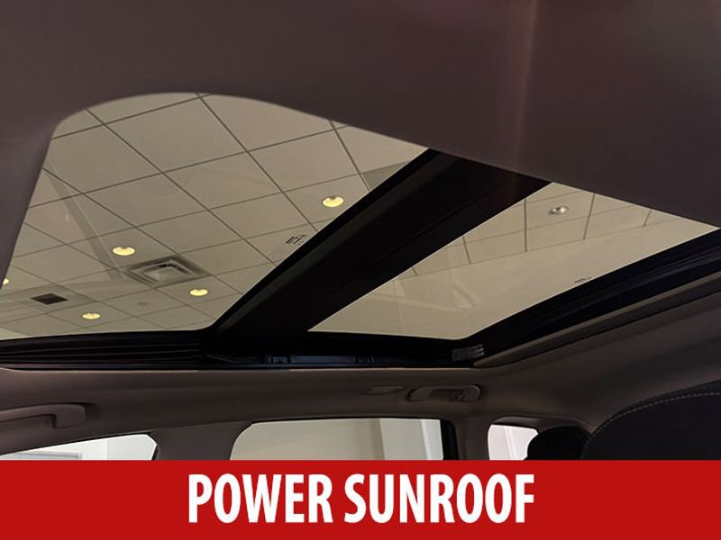 Used 2019 Nissan Murano SV w/ Premium Package image 18