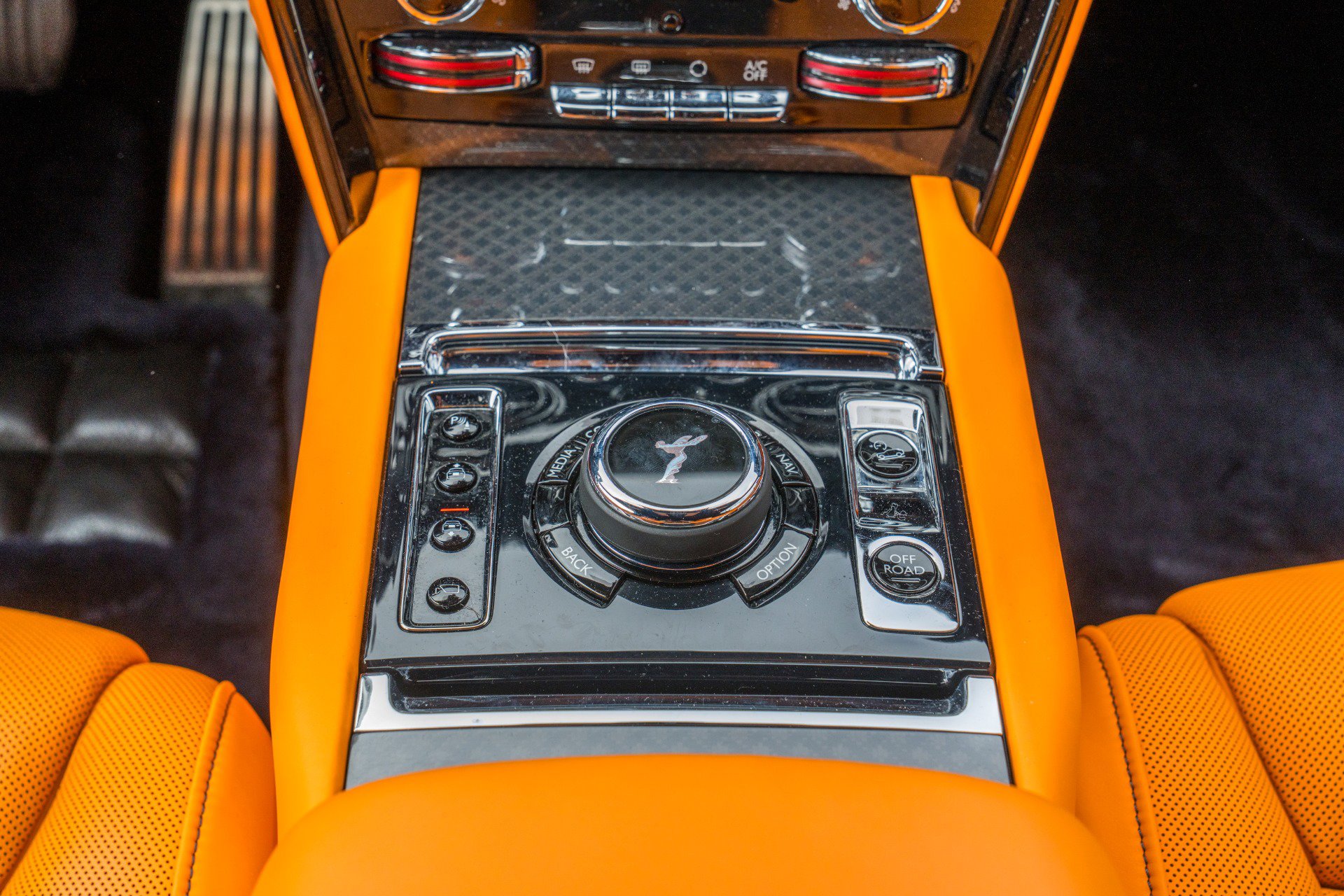 Used 2023 Rolls-Royce Cullinan Black Badge w/ Driver's Package AWD/4WD image 54