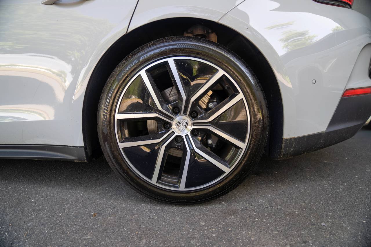 New 2026 Porsche Panamera 4 AWD/4WD image 8