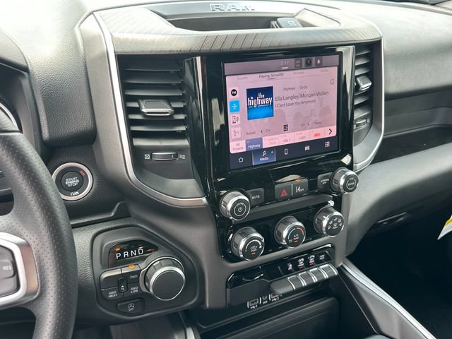 New 2026 RAM 1500 Express AWD/4WD image 21