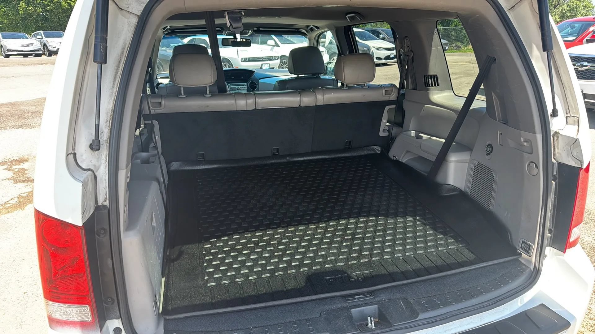 Used 2011 Honda Pilot EX-L image 15