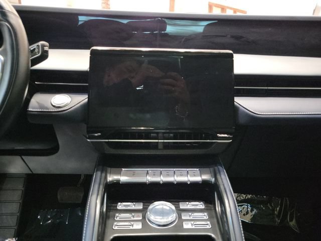Used 2024 Lincoln Nautilus Reserve w/ Equipment Group 203A AWD/4WD image 16