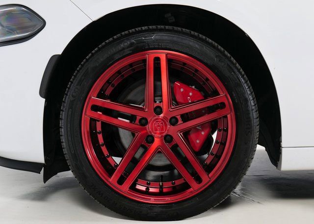 Used 2019 Dodge Charger SXT image 9