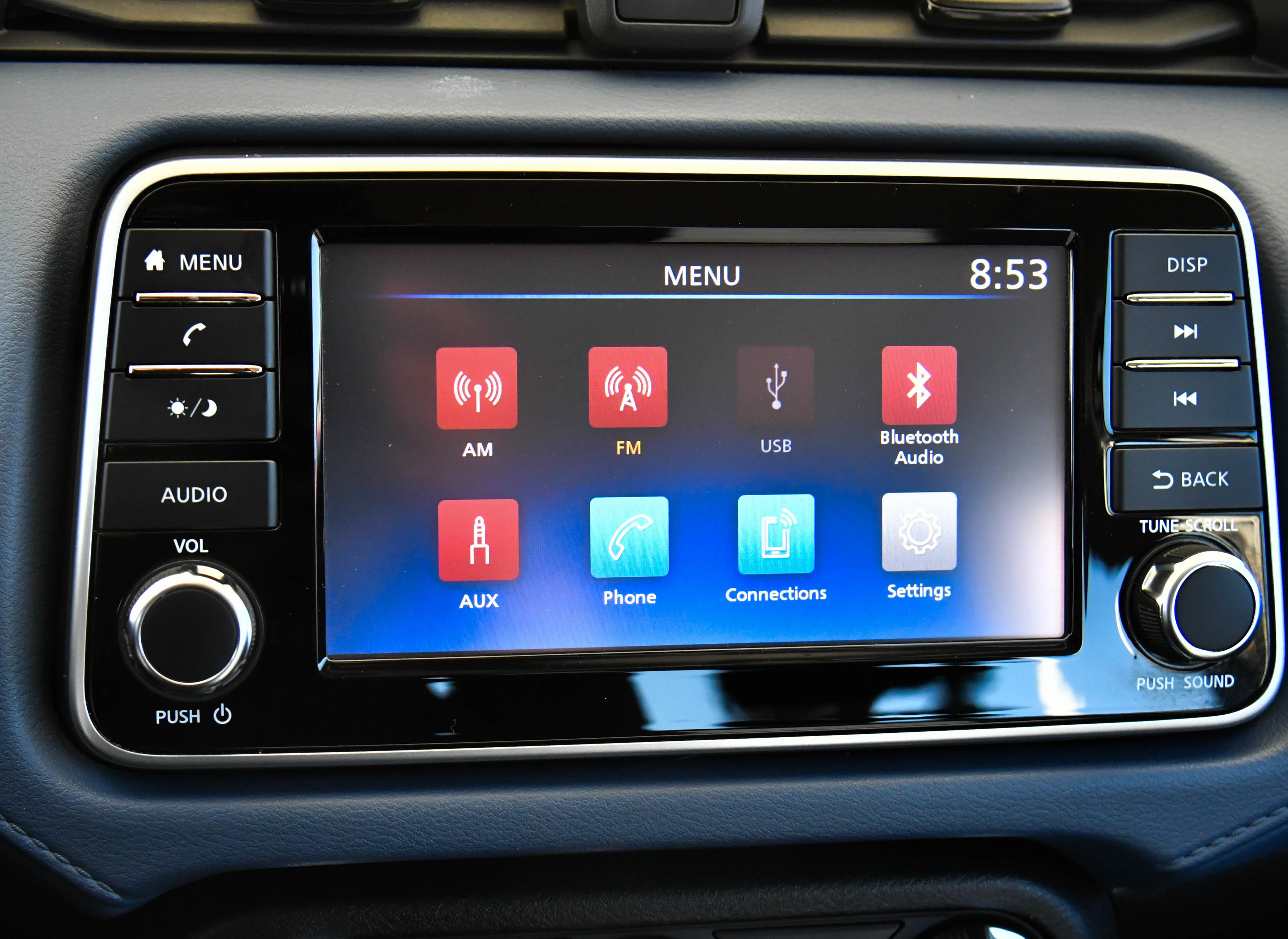 Used 2023 Nissan Versa SV FWD image 18
