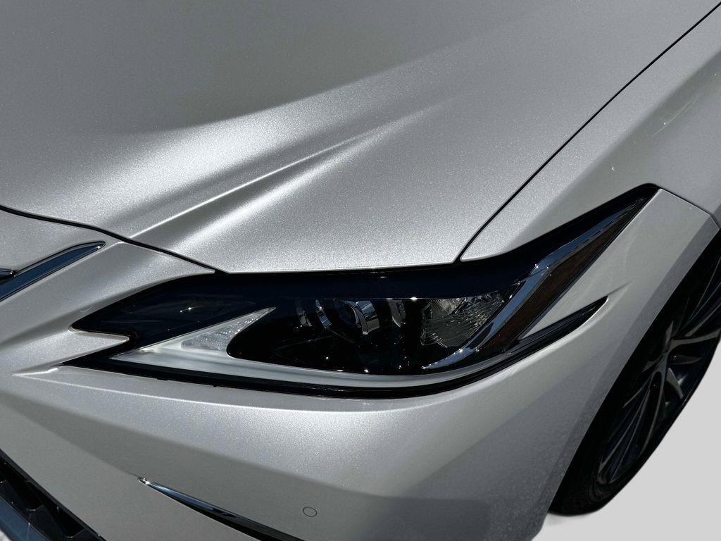 Used 2023 Lexus ES 350 w/ Premium Package FWD image 7