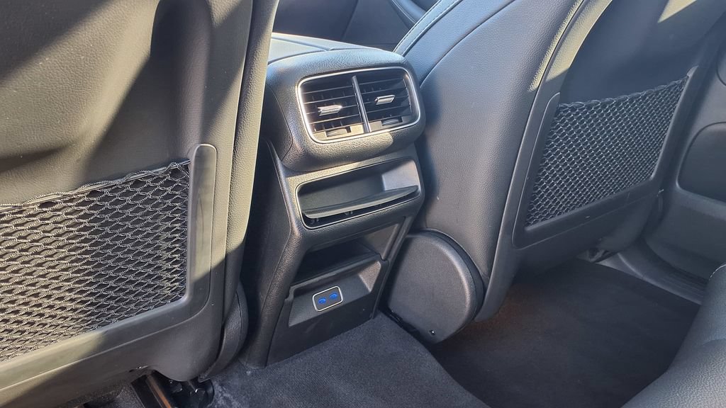 Used 2024 Mercedes-Benz GLE 350 4MATIC image 16
