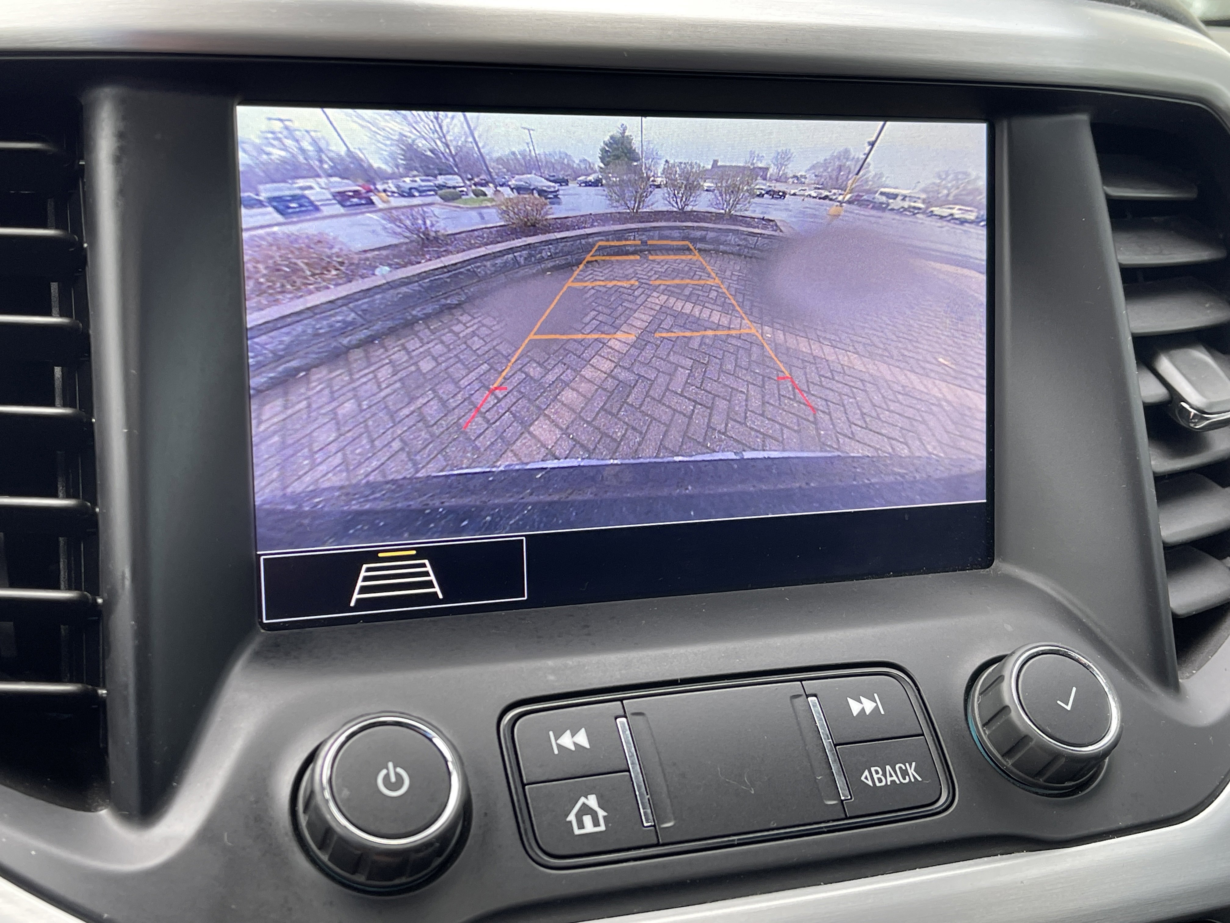 Used 2020 GMC Acadia SLT image 29