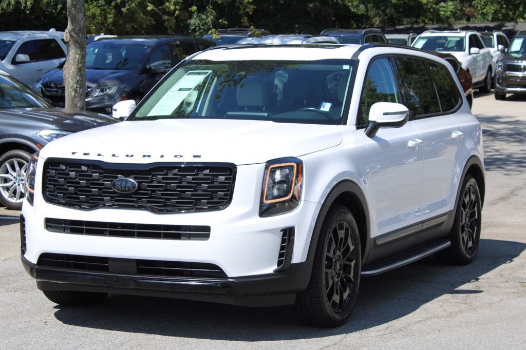 Used 2021 Kia Telluride EX w/ EX Premium Package AWD/4WD image 3