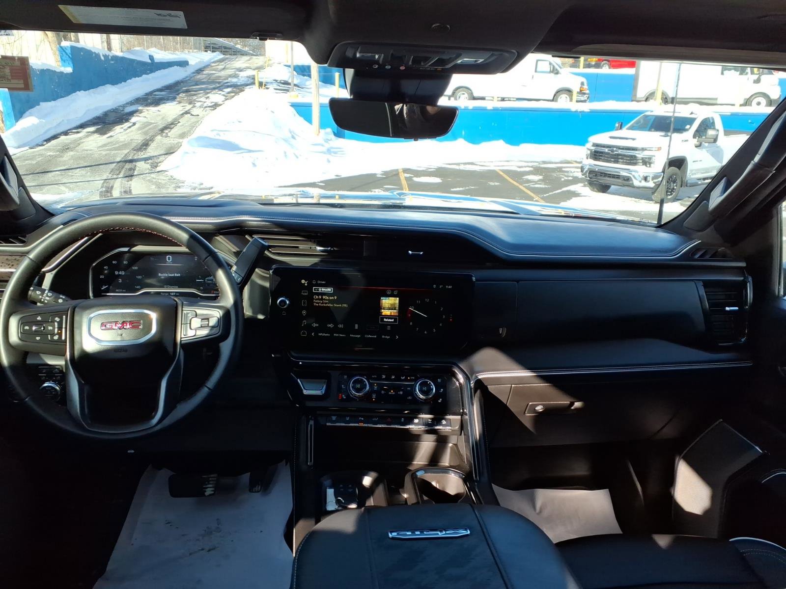 Used 2025 GMC Sierra 2500 AT4X image 17