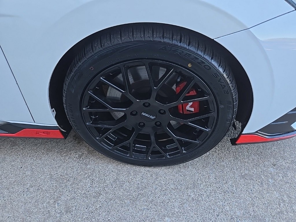 Used 2022 Hyundai Elantra N w/ Preferred Accessory Package image 23