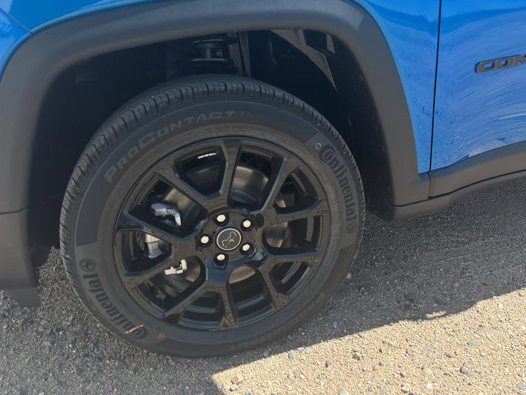 New 2026 Jeep Compass Latitude AWD/4WD image 9
