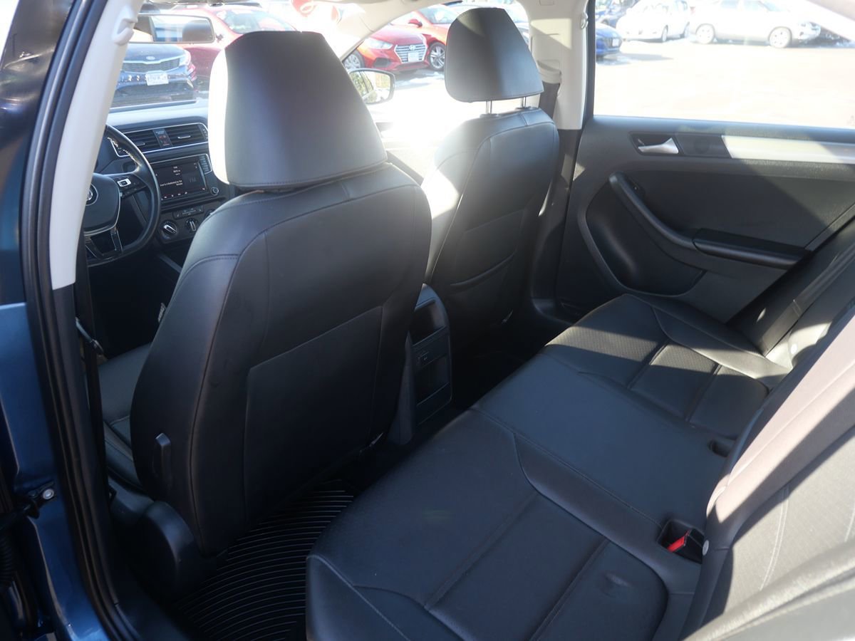 Used 2018 Volkswagen Jetta SE FWD image 20