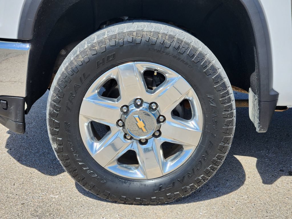 Used 2022 Chevrolet Silverado 2500 LTZ w/ LTZ Plus Package AWD/4WD image 10