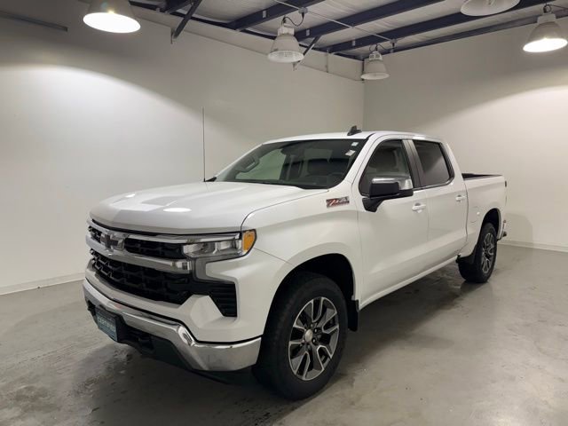Certified 2022 Chevrolet Silverado 1500 LT w/ Z71 Off-Road Package AWD/4WD image 3