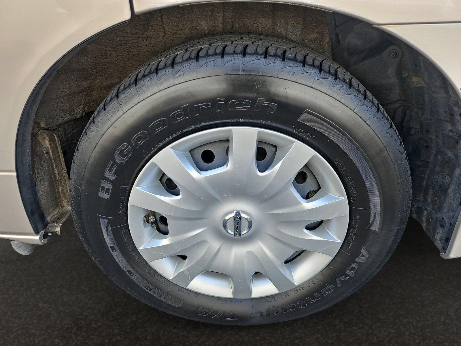 Used 2012 Nissan Quest S FWD image 38