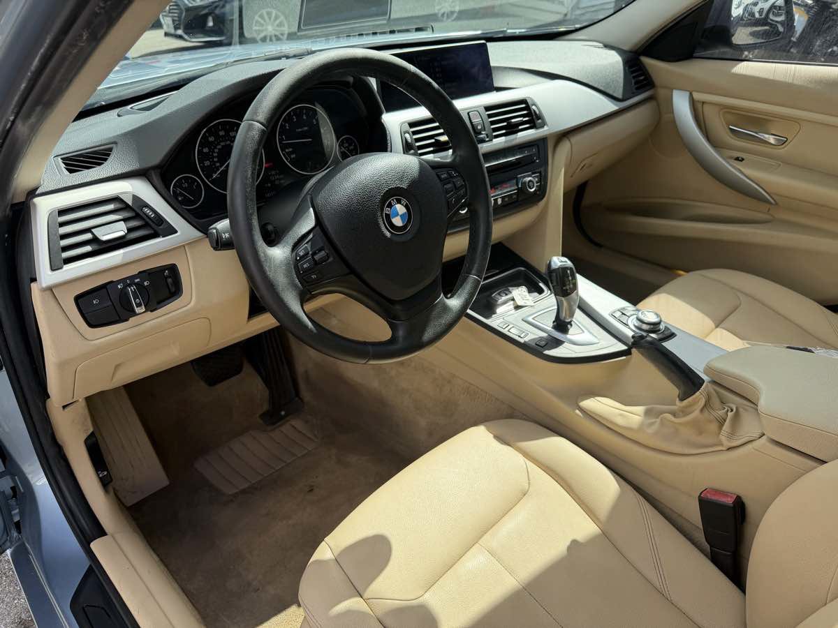 Used 2012 BMW 328i Sedan RWD image 9