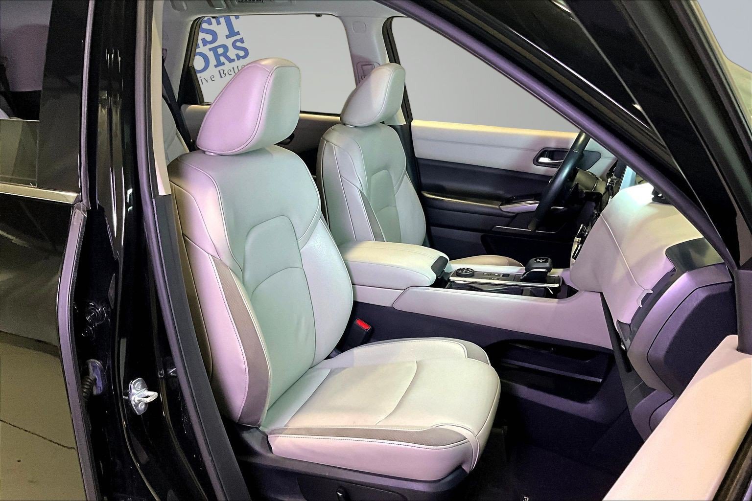 Used 2022 Nissan Pathfinder SL w/ SL Premium Package AWD/4WD image 30