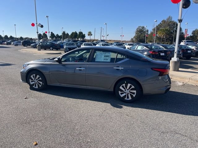 New 2025 Nissan Altima 2.5 S FWD image 6