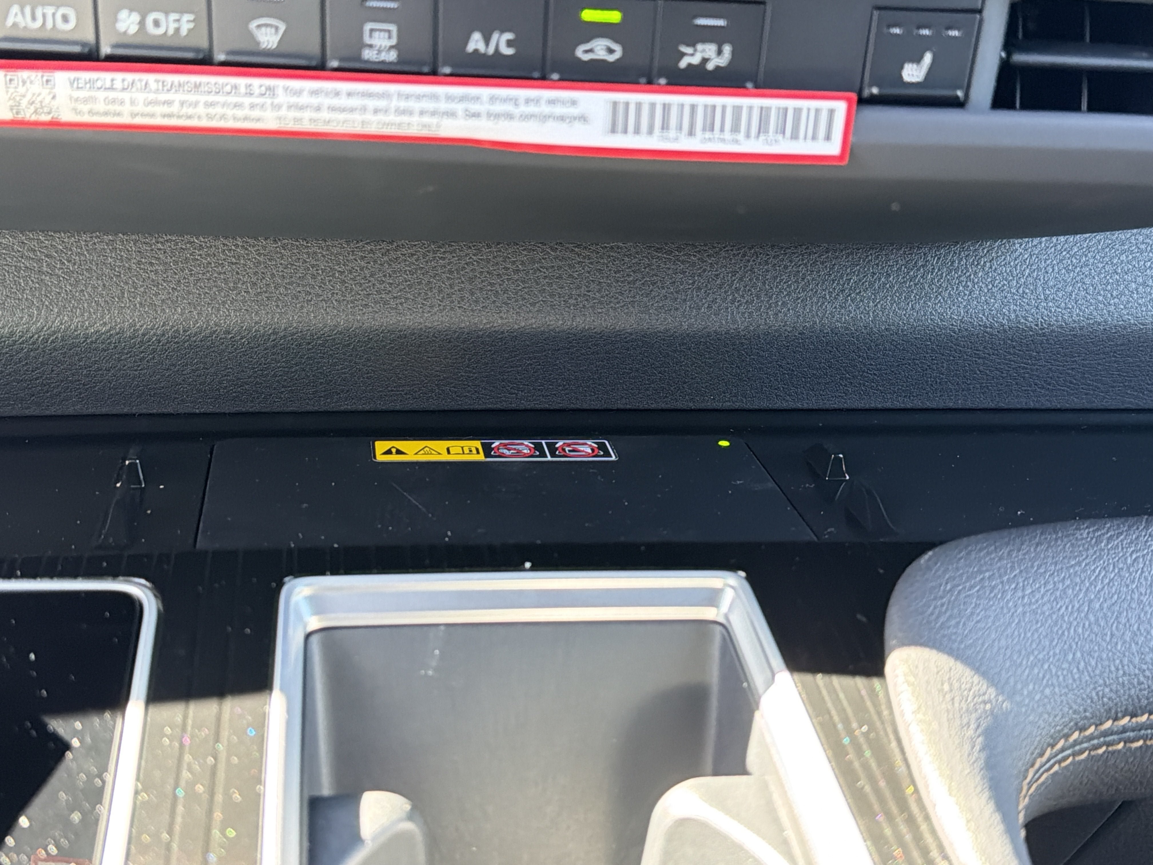 New 2026 Toyota Sienna AWD image 23