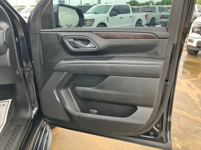 Used 2023 Chevrolet Suburban LS RWD image 13